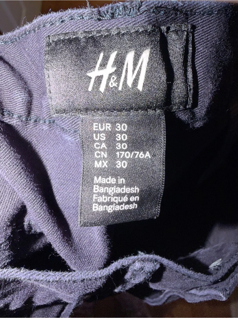 H&M Men’s Dark Navy Relaxed Fit Jeans Shorts